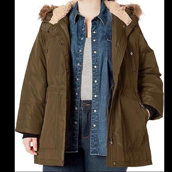 Madden Girl Jackets & Blazers - Madden Girl Women's Multi Pocket Insulated Heavyweight Coat